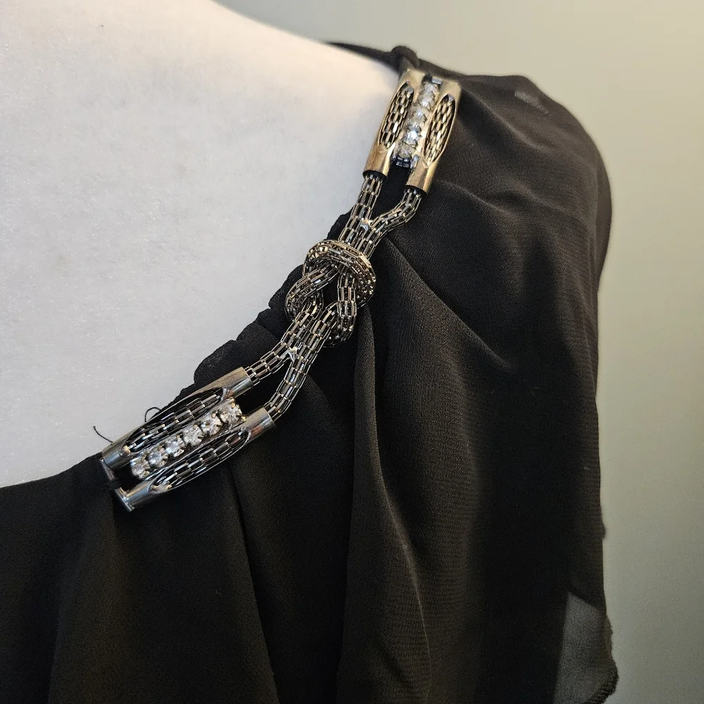 Simonton Says Women's Size 1x Black Long Sleeve Blouse with Embellished Detail - Picture 3 of 12